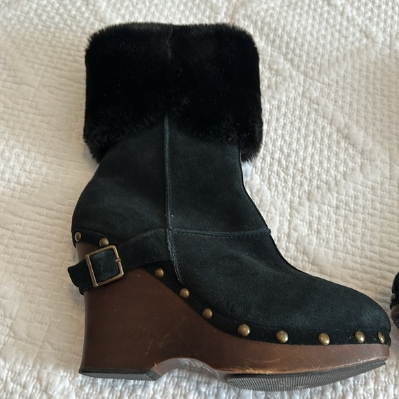 Colin Stuart Black Faux Fur & Suede Leather Studded Booties Size 8.5 - Picture 4 of 14